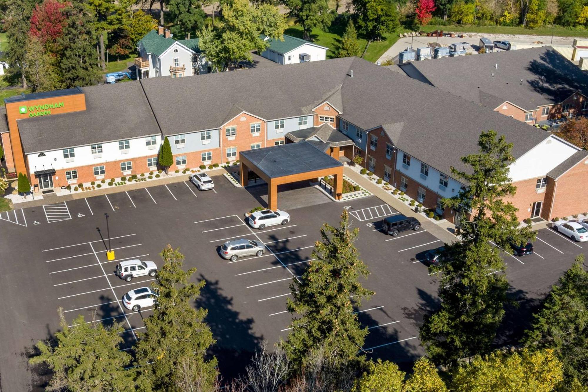 Wyndham Garden Galena Hotel & Day Spa מראה חיצוני תמונה