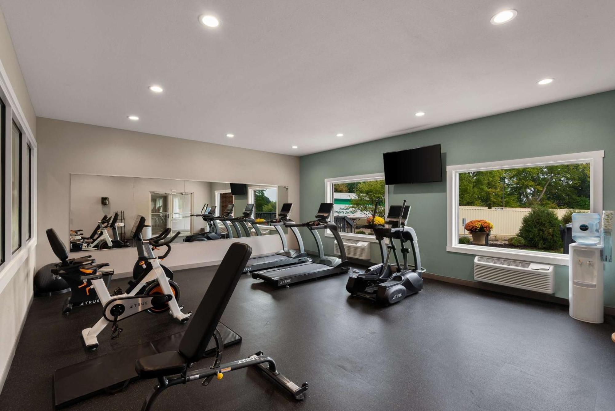 Wyndham Garden Galena Hotel & Day Spa מראה חיצוני תמונה